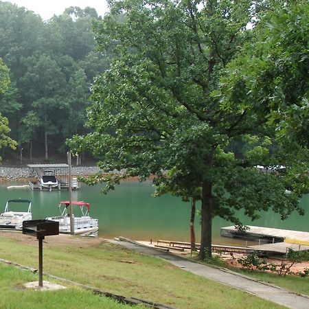 Carolina Landing Camping Resort Two-Bedroom Cabin 1 Fair Play 外观 照片