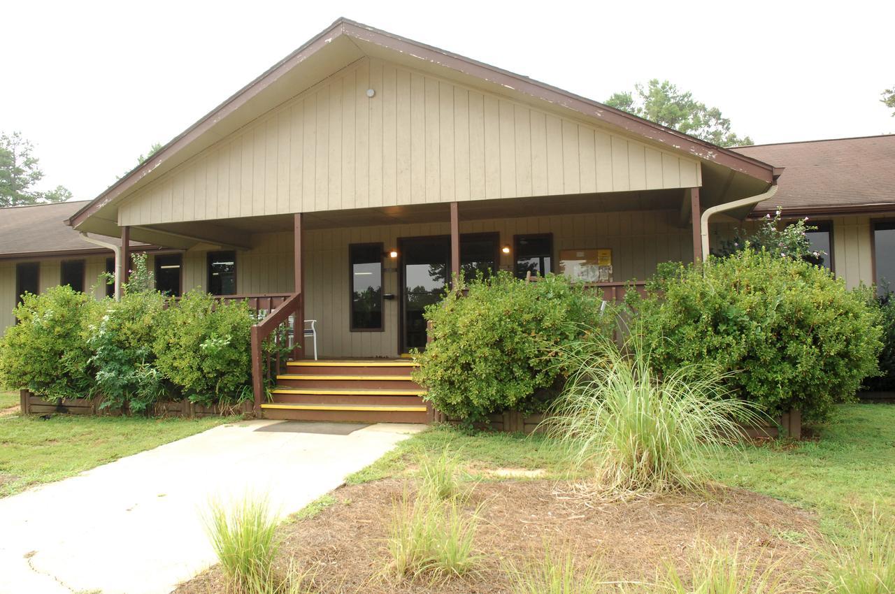 Carolina Landing Camping Resort Two-Bedroom Cabin 1 Fair Play 外观 照片